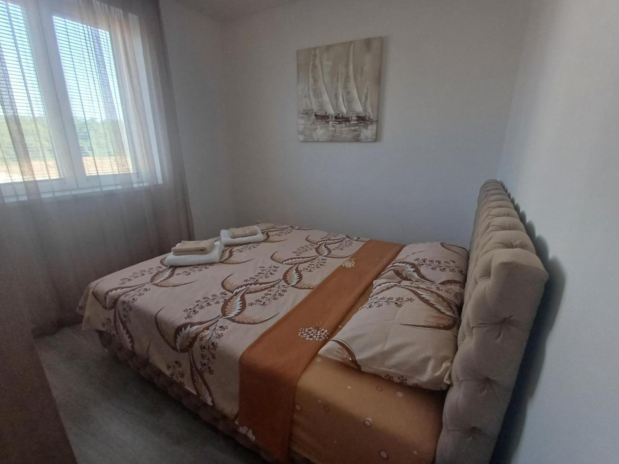 Silver Lux Srebrno Jezero Apartment *